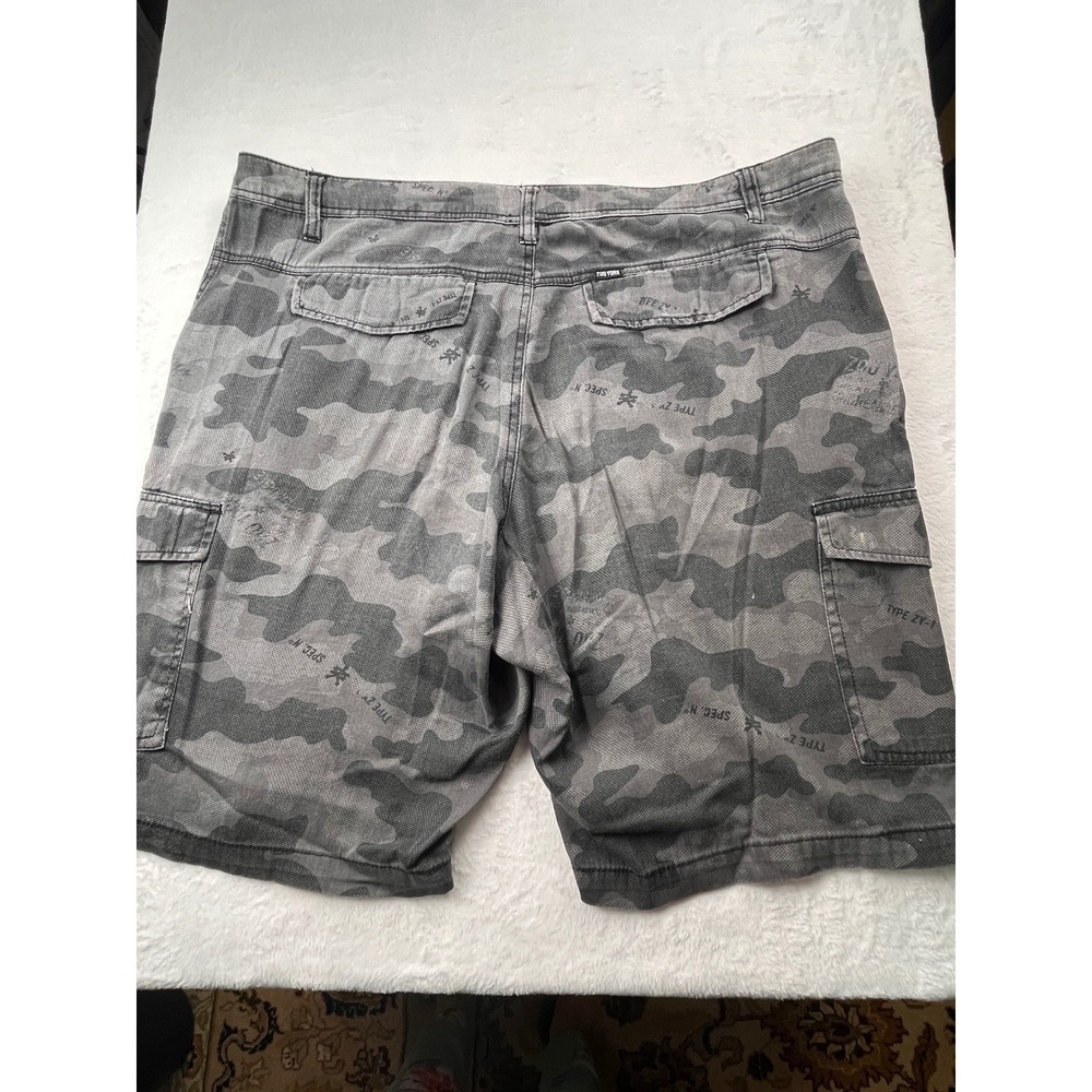 Zoo York Cargo Shorts Mens 40 Grey Camo Stretch Skate Pockets Type ZY-1